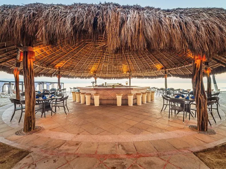 The Breeze Bar